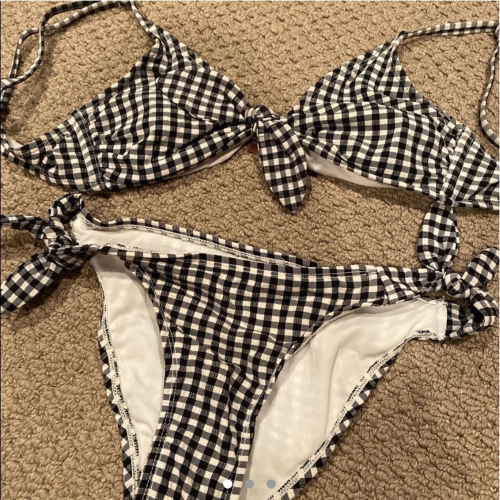 target gingham bikini (top - small / bottoms - xs)
